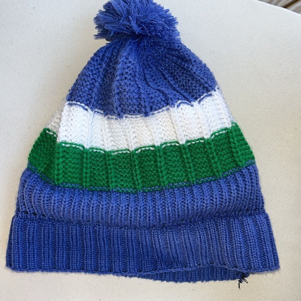 Used Seattle Seahawks colors Striped Knit Beanie Pom hat winter Cap vintage line